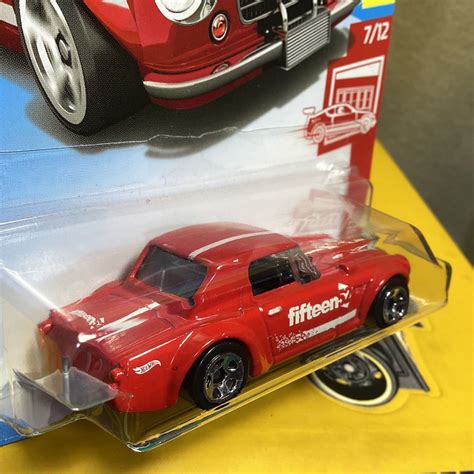 Target限定 Red Edition ホットウィール フェアレディ 2000 ターゲット Hot Wheels 中古 のヤフオク落札情報