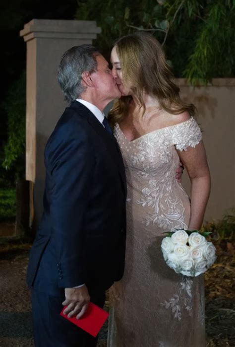 Se casó María Eugenia Vidal la fotos y el look de la boda