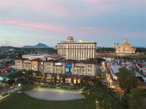 The Waterfront Hotel Kuching Malaysia 1 - Living + Nomads – Travel tips ...