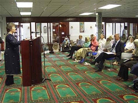 Bbc Black Country Faith In Pics Aisha Mosque Open Day