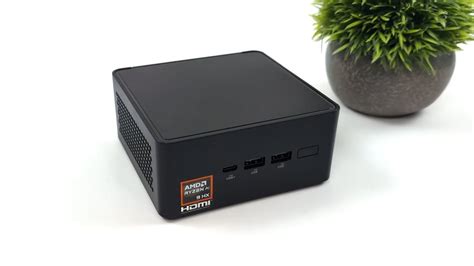 Il Mini Pc Amd Ryzen Ai 9 Hx 370 Raggiunge Comodamente I 60 Fps Per Il
