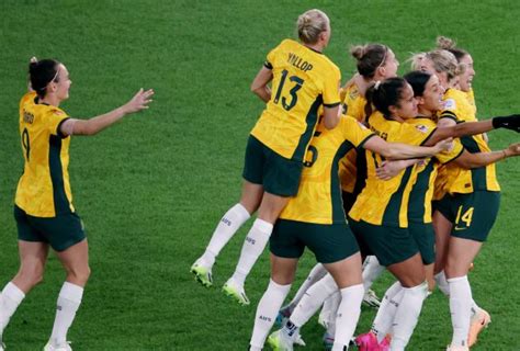 Australia Stuns France To Reach First Ever Womens World Cup Semifinal