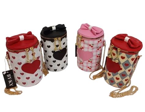 B325070 Cylinder Shaped Heart Purse 12pcs