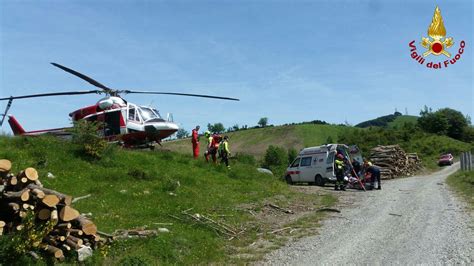 Incidente Durante Gita Fra Appassionati Di Enduro Motociclista