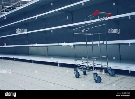 Empty Grocery Shelves Hi Res Stock Photography And Images Alamy