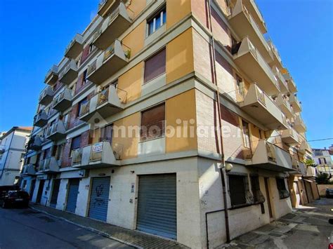 Vendita Appartamento In Via Dei Martiri Angolani 50 Pescara Da