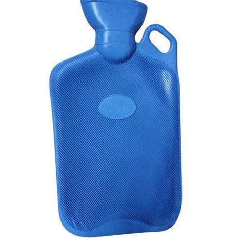 Portable 2 Liter Heat Physiotherapy Leak Proof Blue Hot Water Rubber Bottle Age Group Elders At