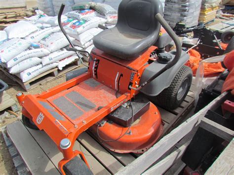 Zero Turn Lawnmower Husqvarna Rz 4219 42 Mower Deck 190hp Briggs Engine Sold As Is