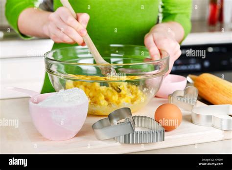 Boil Cooks Boiling Cooking Flour Eggs Baking Homemade Close Cup Food