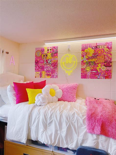 Dorm Room Colors Pink Dorm Rooms Dorm Room Styles Dorm Room Designs