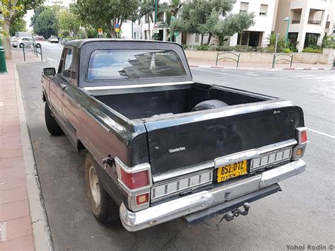 Cc Outtake Jeep Wagoneer Pick Up Something Is Off Here Curbside