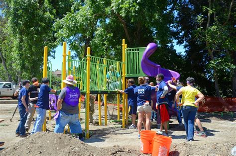 Our Oakland: community builds a playground at Burckhalter Park