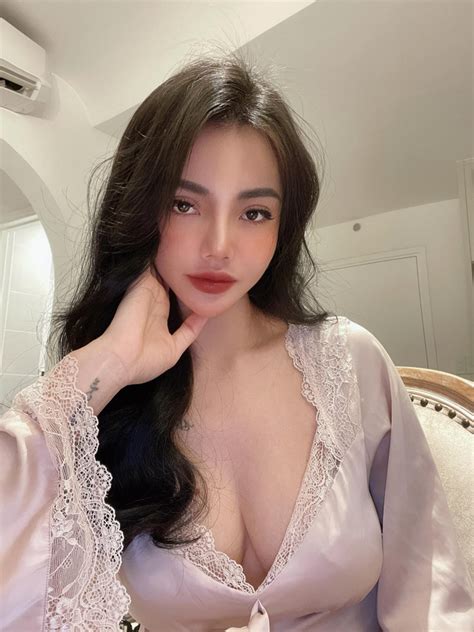 Chân dung hot girl bán dâm trộm luôn gần triệu đồng Thường khoe body sexy và cuộc sống
