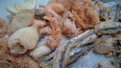 Atlantikos: The Best Place in Central Athens to Eat Seafood – CARRY IT ...