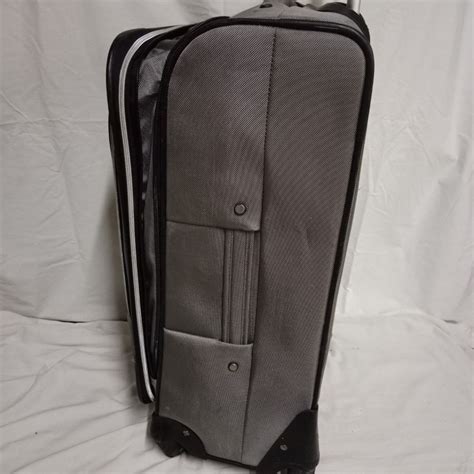 SAMSONITE BRAND, Hobbies & Toys, Travel, Luggage on Carousell