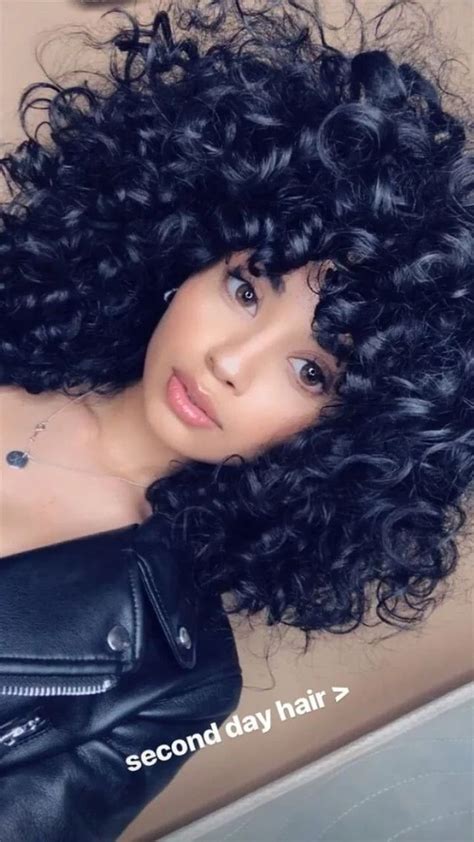 35 Pretty Short Hairstyles For Curly Hair To Make You Wow Curly Hair