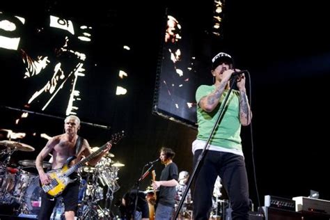 Red Hot Chili Peppers Perform In Concert In Madrid Red Hot Chili Peppers Fansite News And