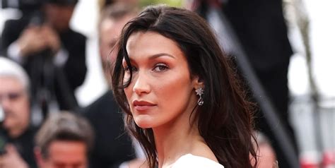 Bella Hadid Looks Identical To Marilyn Monroe After New Platinum Blonde