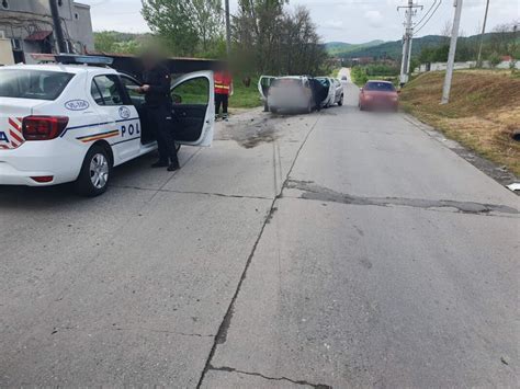 Accident Auto N Jude Ul V Lcea O Ambulan S A Ciocnit Cu Un