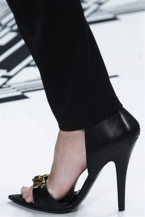 BLACK Is Always RIGHT Heels Fashion Black