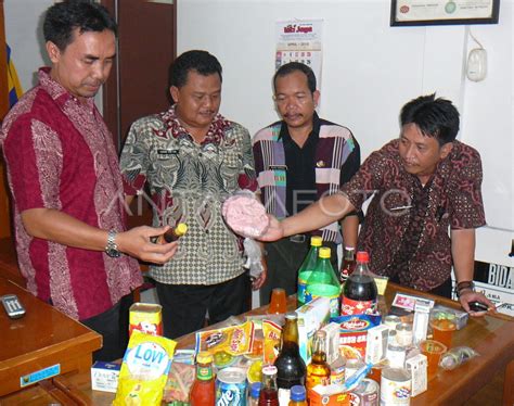 PRODUK KADALUARSA ANTARA Foto