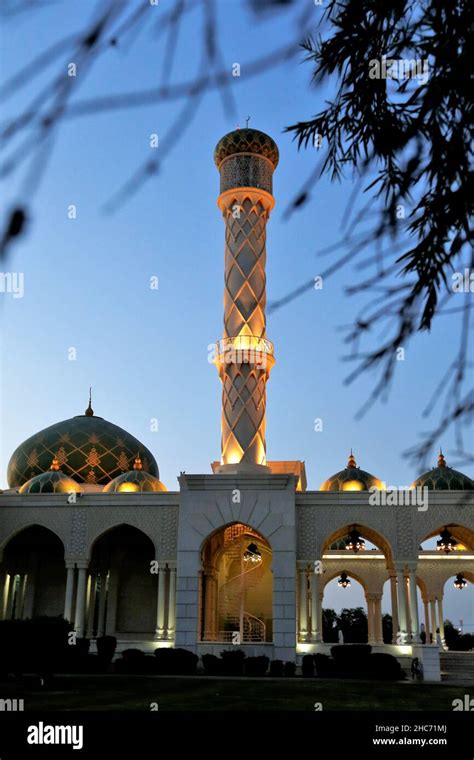 Zulfa Mosque Seeb Oman Hi Res Stock Photography And Images Alamy