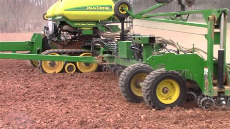 John Deere Db60 Corn Planter On Tracks Youtube