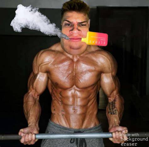 Jynxzi Takes A Vape Break During His Workout Rjynxzissg