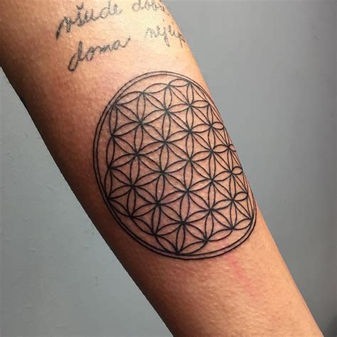 Cool Flower Of Life Tattoo Ideas The Geometric Pattern Full Of