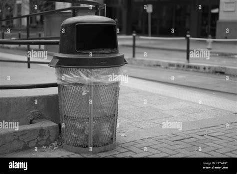 Garbage Can Overflow High Resolution Stock Photography And Images Alamy