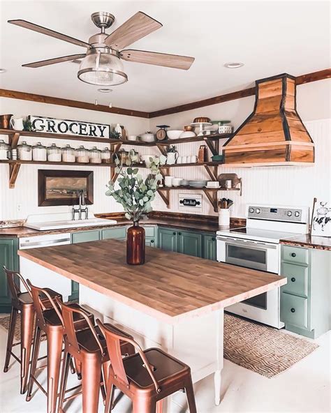 Joanna Gaines Inspired Homes That Have That Modern Farmhouse Feel In