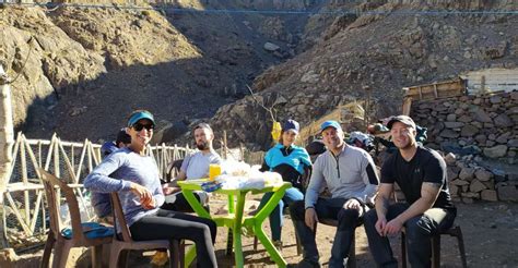 Atlas Adventures Expédition de 6 jours de trekking et Mont Toubkal