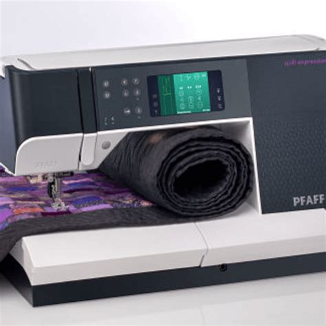 Buy The Pfaff Quilt Expression 720 Sewing Machine Online