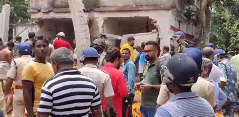 West Bengal Six Killed In Blast At Firecracker Factory In Duttapukur