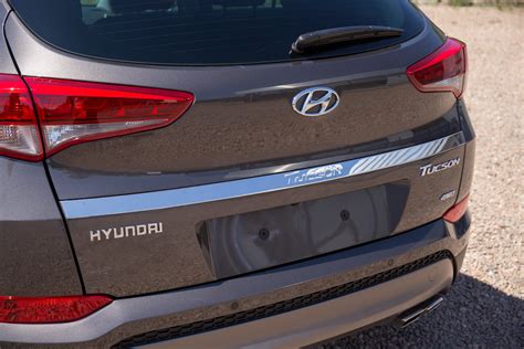 Hyundai Tucson Iii Tl Przed Liftingiem Dekoracyjna Listwa