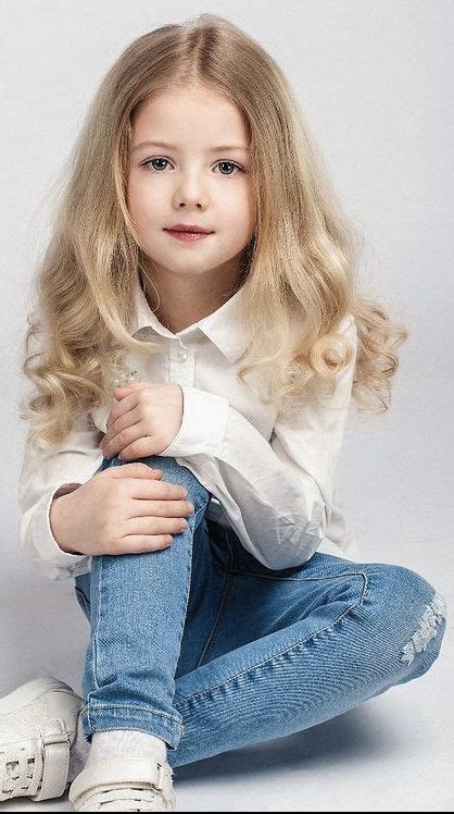 Dasha Golovarushko Em 2022 Modelos Poses Ideias De Cabelo