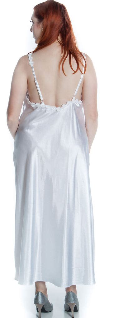 Womens Silky Nightgown With Venice Lace And Long Robe Set 60103049 X