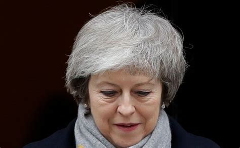 Theresa May Suffers Massive Brexit Defeat As Mps Vote To Reject Her Eu