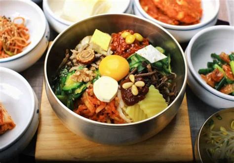 Bibimbap Korean Must Try Food Must Eat In Korea Must Eat Korean Food