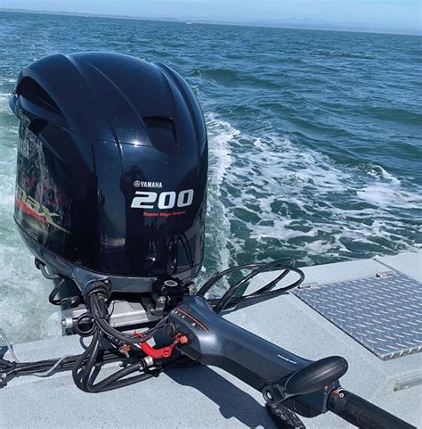 How Much Does A 200 Hp Yamaha Outboard Weight Reviewmotors Co