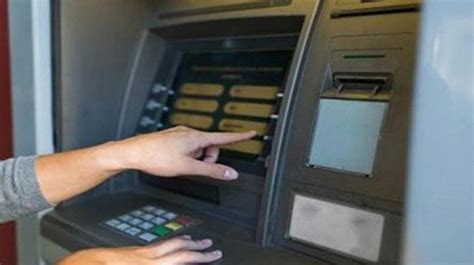 Bankada hesabı olanlar dikkat ATM den para yatırma çekme Ekonomi