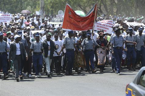 Hundreds Rally During Zimbabwe S New Anti Sanctions Holiday