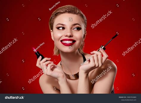 Photo Rich Dreamy Lady Nude Shoulders Stock Photo Shutterstock