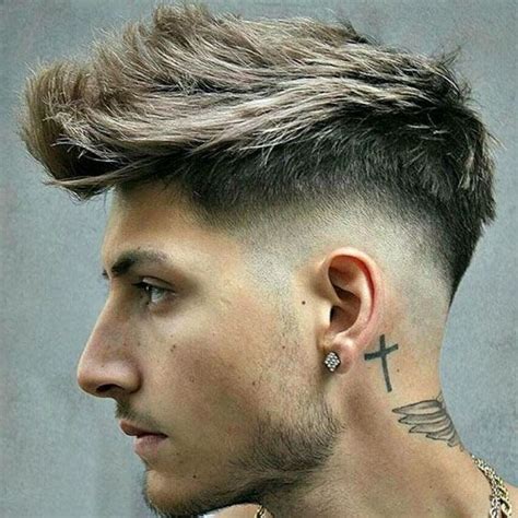 Картинки по запросу Low Fade + Thick Quiff | Potongan rambut pria ...