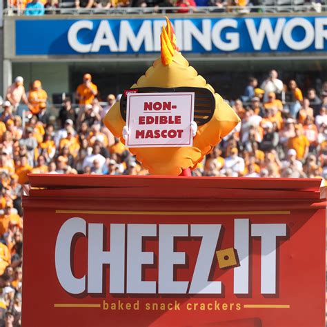 ‘Non-edible’ mascot Ched-Z steals show at Cheez-It Citrus Bowl