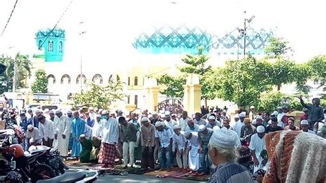 Amalan Sebelum Sholat Jumat Diterangkan Buya Yahya Sesuai Teladan