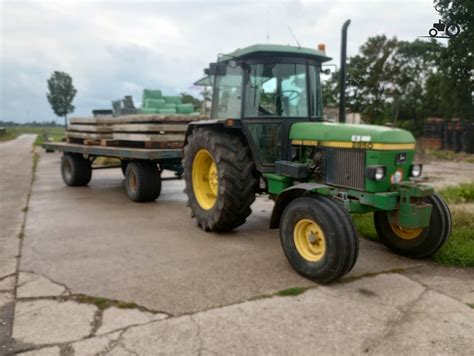 Foto John Deere 2850 #1529071