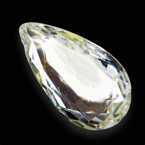 Intergemstones Quarz Kristallweiss Carat Tropfen If