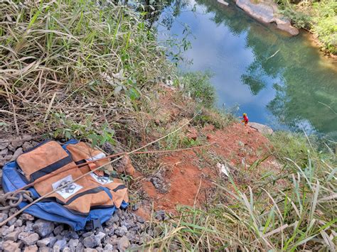 Corpo Encontrado Em Carro Submerso Em Bela Vista De Minas Jornal A