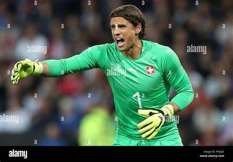 Switzerland goalkeeper Yann Sommer Stock Photo - Alamy